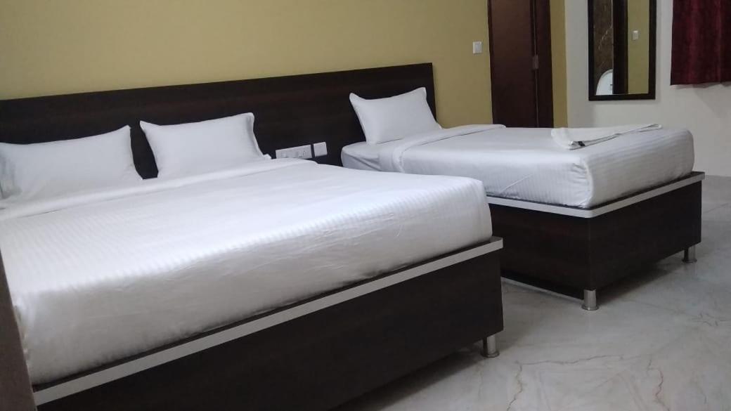 Mk Grande Hotel Бангалор Екстериор снимка